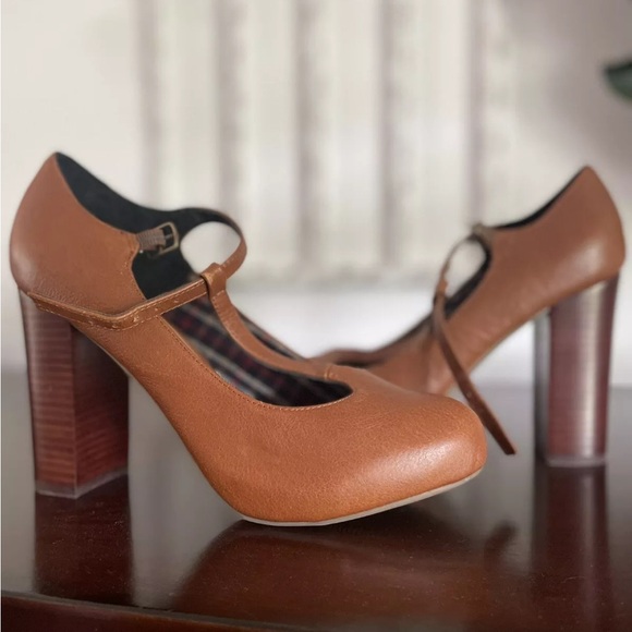 Crown Vintage Women’s 4” Leather Heels Testra Round Toe Cognac - Picture 9 of 12